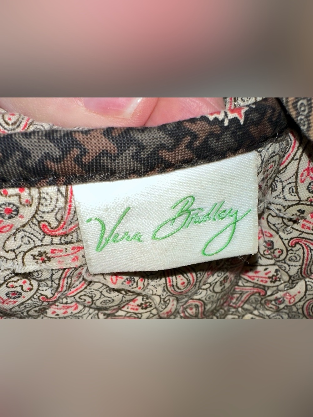 Vera Bradley Bag with inside stains handles are fair - Picture 6 of 8